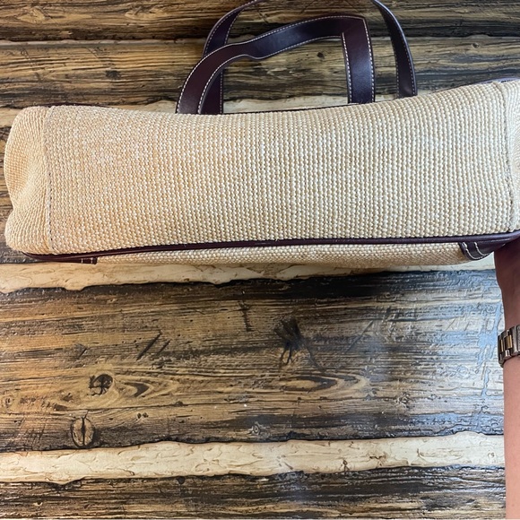 Etienne Aigner woven tan jute handbag with burgundy trim - Picture 9 of 16